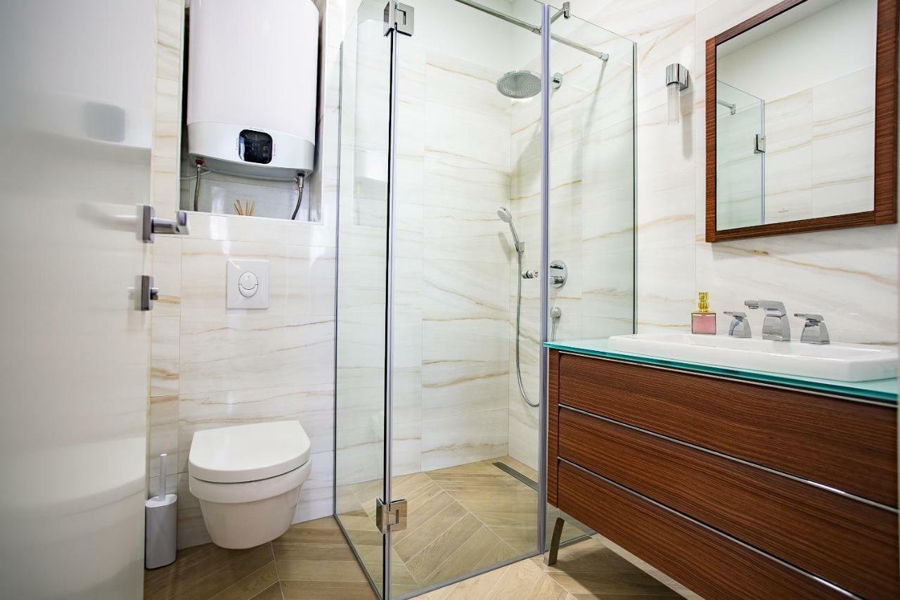 Best4Stay Luxury Rooms Split Exterior foto